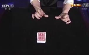 2013年春晚魔术揭秘 刘谦2013年央视春晚魔术<魔琴>揭秘
